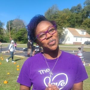 Meet your Posher, Robin